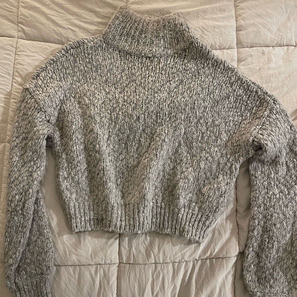 Hollister cropped sweater